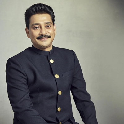 Nagakanaka Durga Prasad Chalavadi